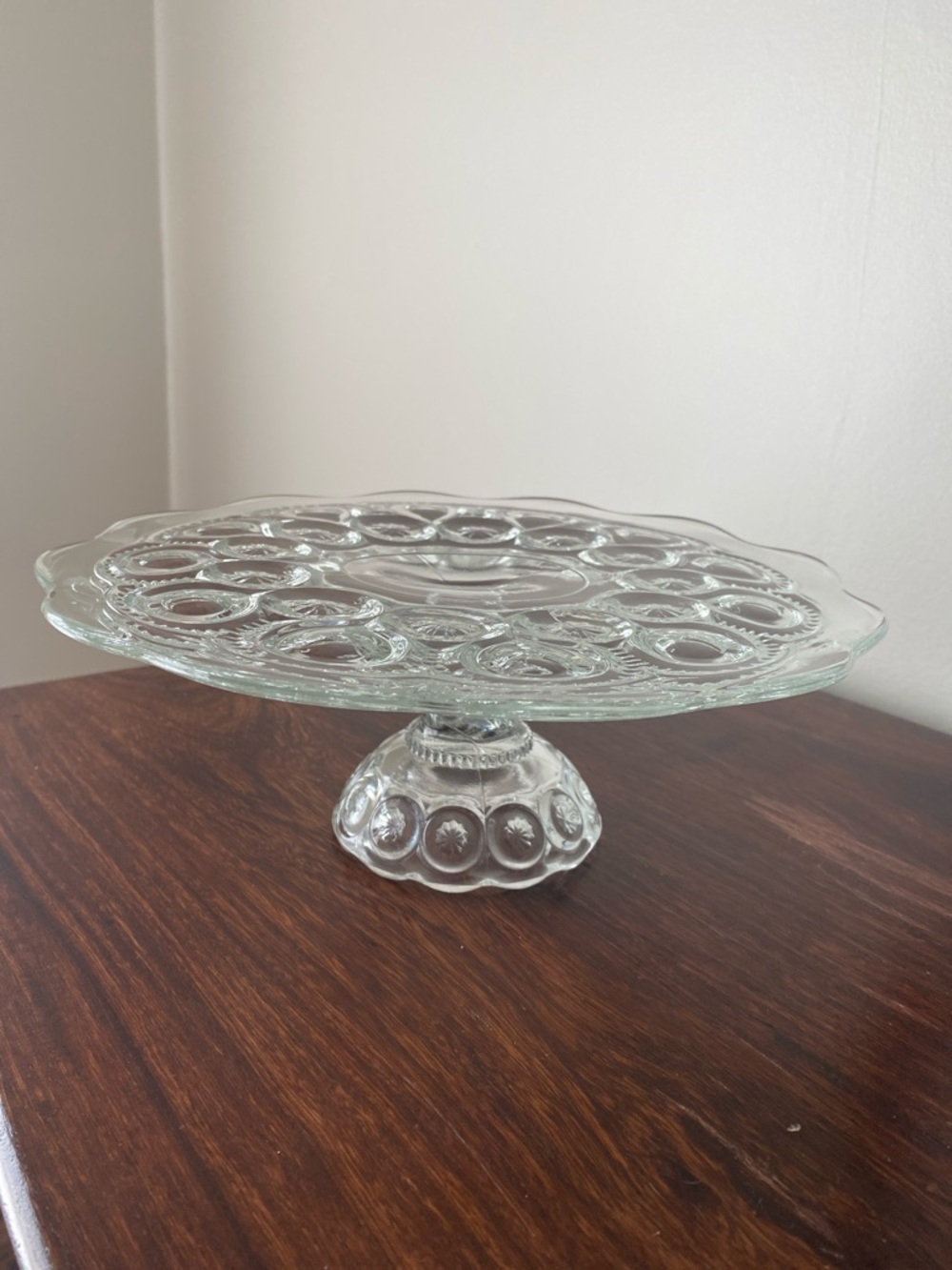 L.E. Smith • Vintage Clear Glass • Pedestal Cake Stand